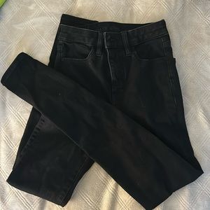 black american eagle skinny jeans